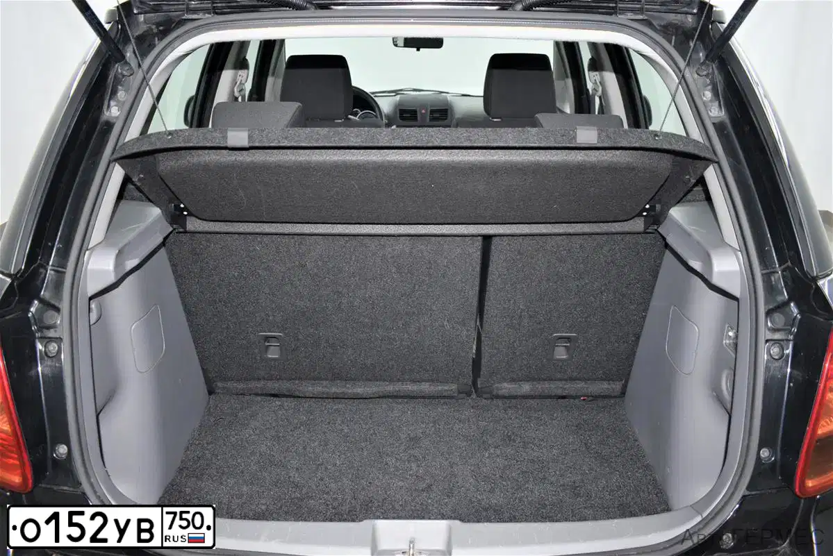 Фото автомобиля SUZUKI SX 4, 2013 — госномер О152УВ750. Цвет: ЧЕРНЫЙ