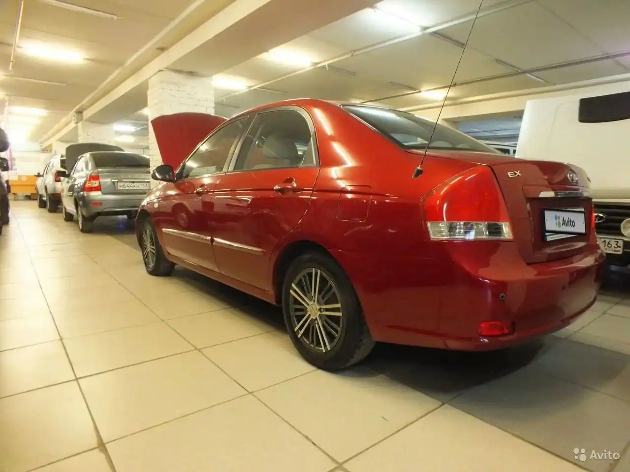 Фото автомобиля LADA 2172 PRIORA, 2008 — госномер А052АЕ550. Цвет: средний серо-зеленый металлик