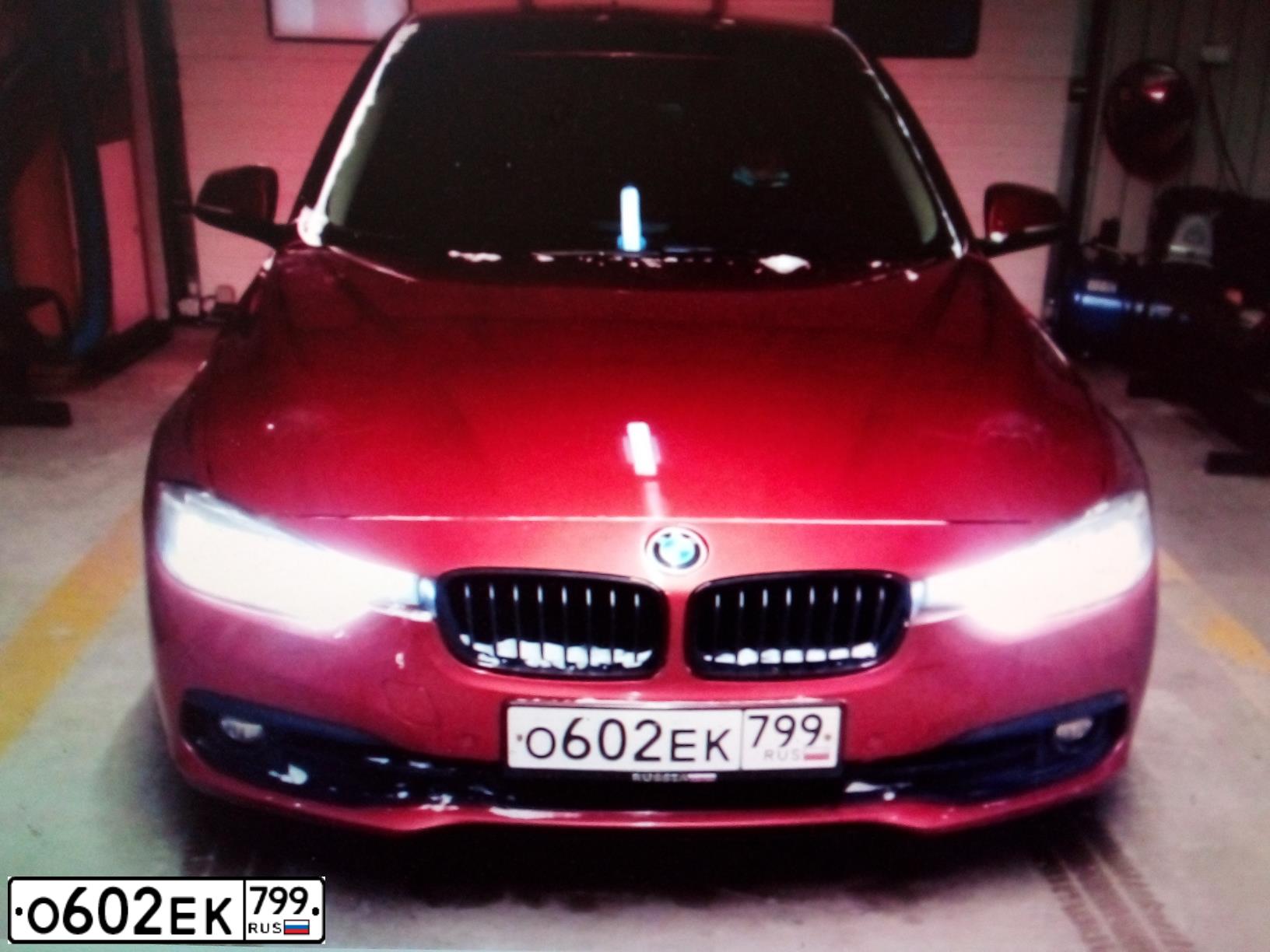 Фото автомобиля BMW SERIE 3, 2018 — госномер К323ВУ761. Цвет: Оранжевый