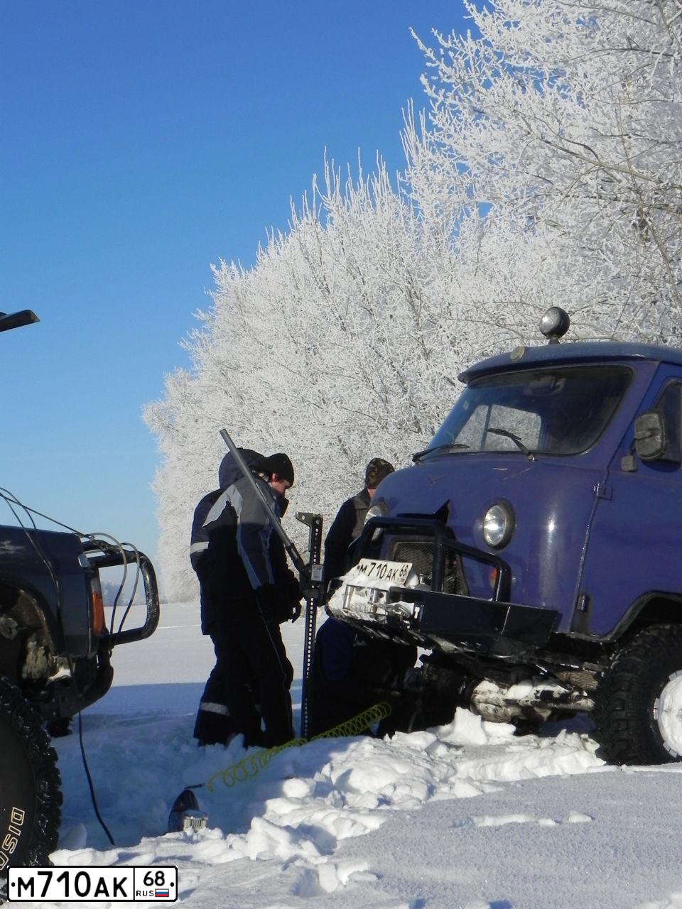Фото автомобиля УАЗ 3962, 1997. Цвет: БЕЛАЯ НОЧЬ