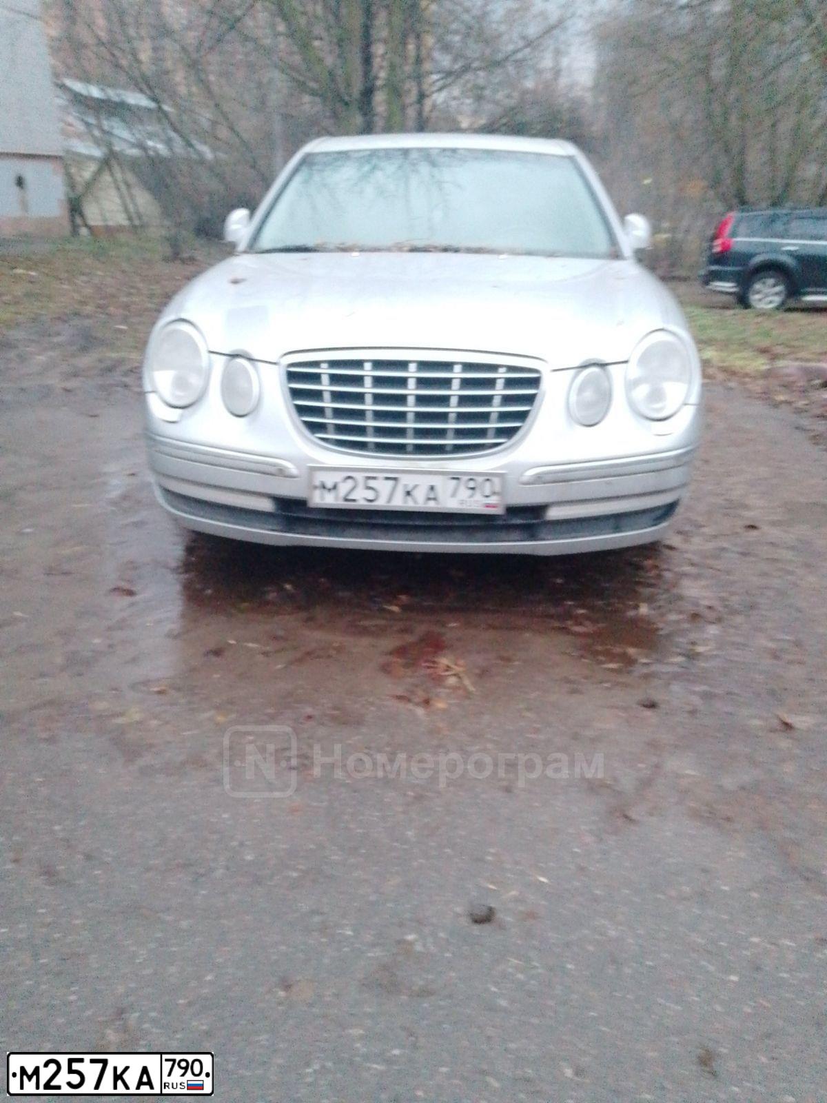 Фото автомобиля KIA OPIRUS, 2009 — госномер М257КА790. Цвет: СЕРЕБРИСТЫЙ
