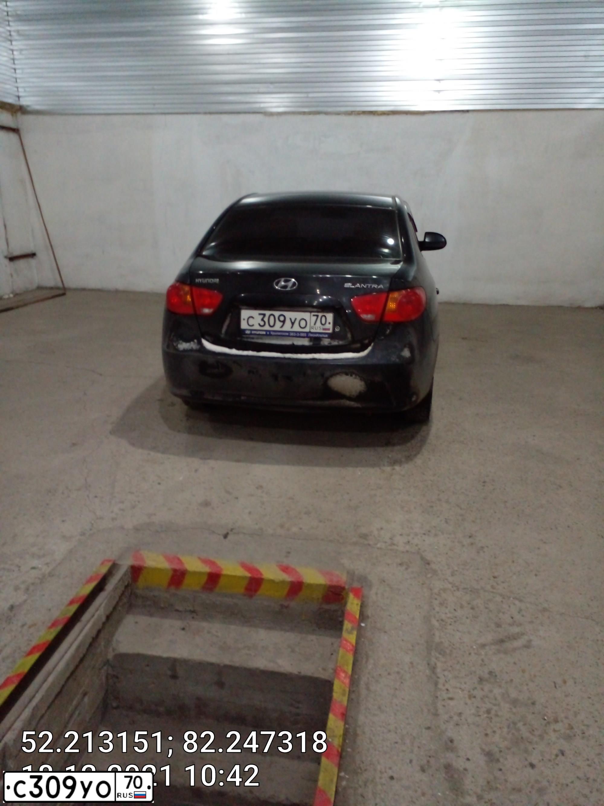 Фото автомобиля HYUNDAI ELANTRA, 2009 — госномер О558АМ197. Цвет: ЧЕРНЫЙ