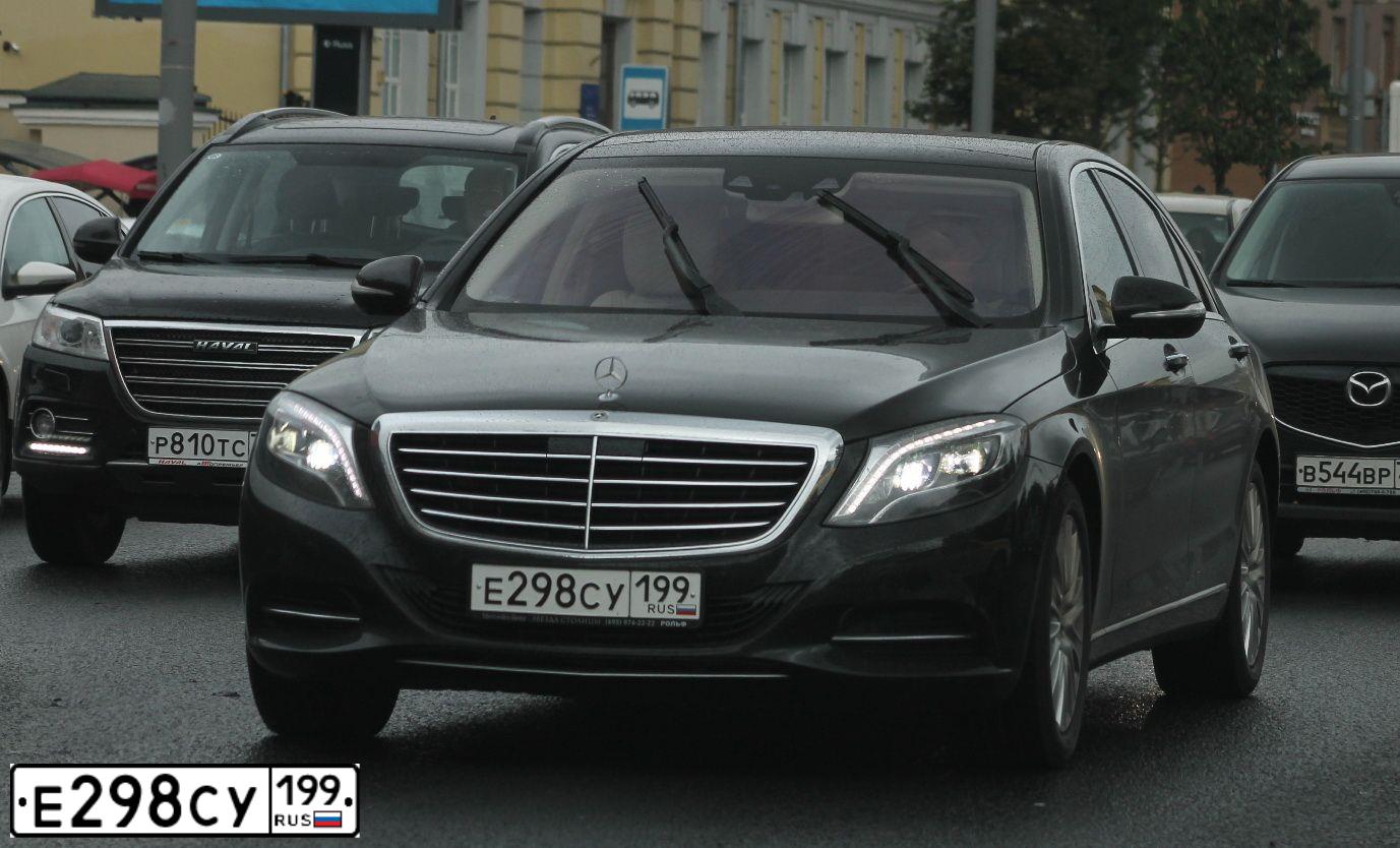 Фото автомобиля BMW SERIE 7, 2008 — госномер Е171КВ77. Цвет: СИНИЙ ТЕМНЫЙ