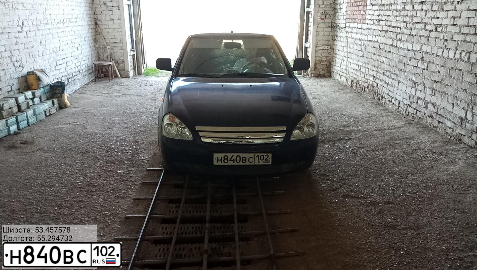 Фото автомобиля LADA 2170 PRIORA, 2011 — госномер Н840ВС102. Цвет: СИНИЙ