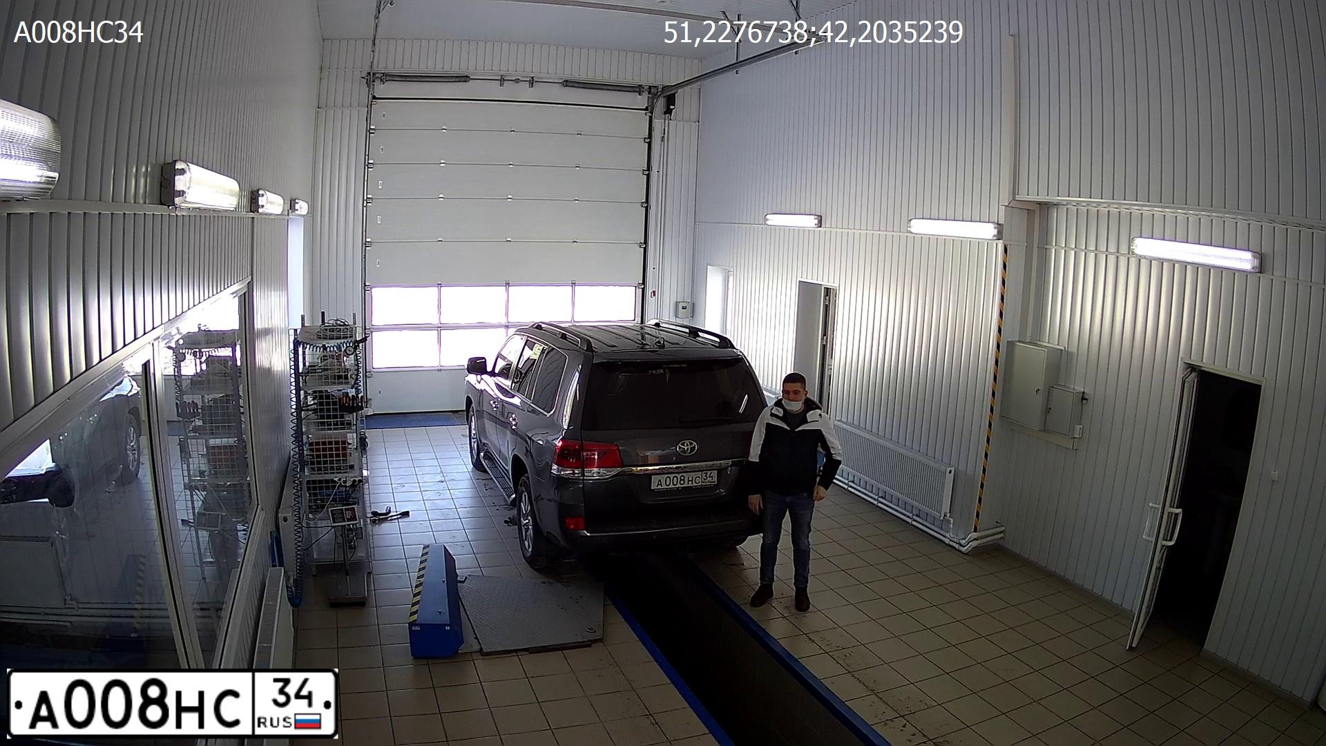 Фото автомобиля GAZ 3221 GAZEL, 2004 — госномер Х498ОО69. Цвет: ЗОЛОТИСТО ЖЕЛТЫЙ