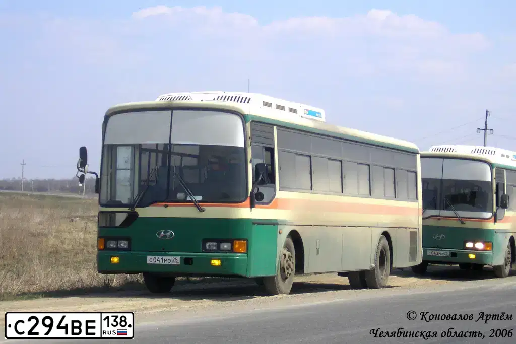 Фото автомобиля HYUNDAI AERO, 1999 — госномер Е882КУ21. Цвет: СИНИЙ
