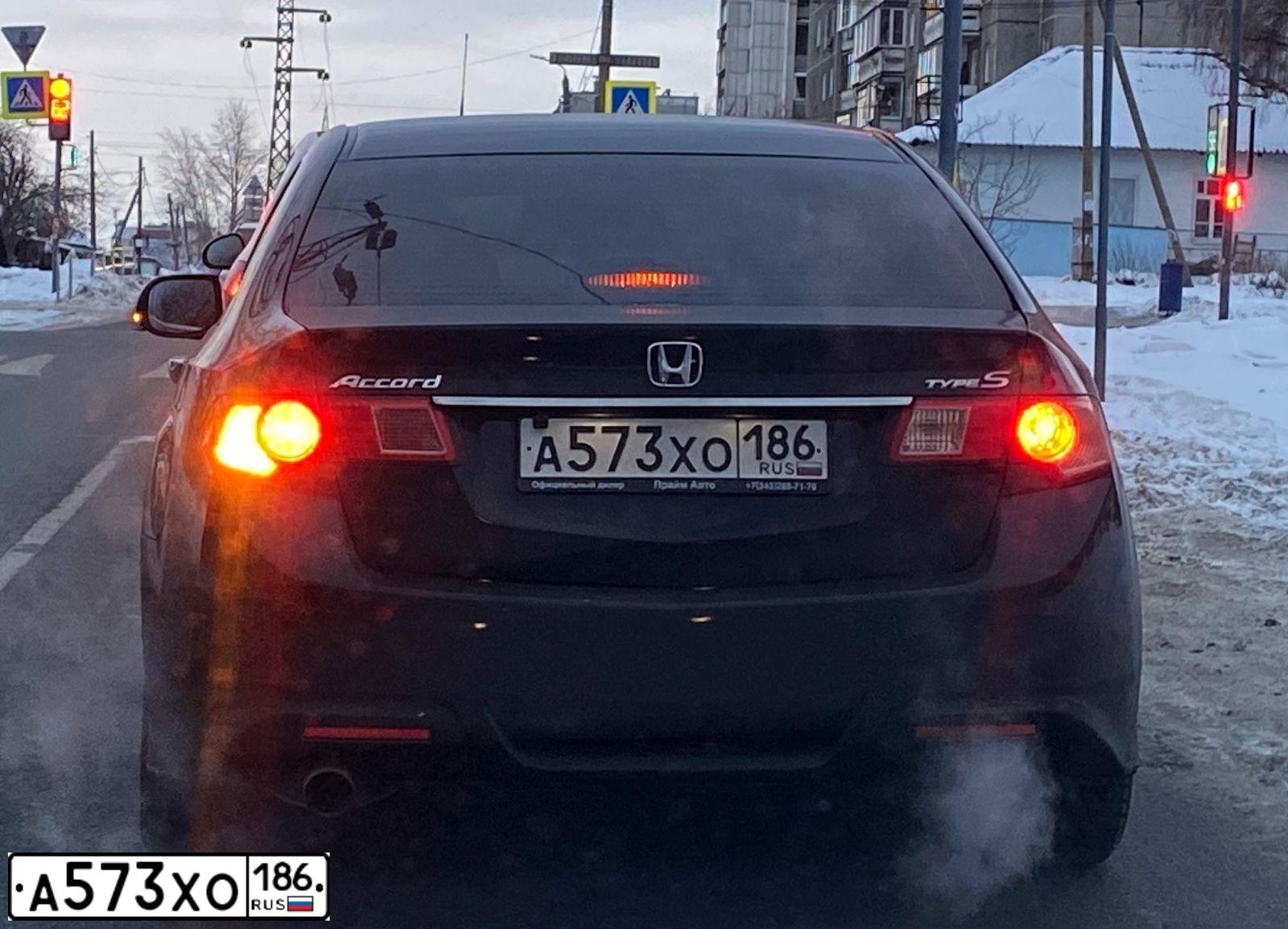 Фото автомобиля HONDA ACCORD, 2011 — госномер К958ВТ774. Цвет: ЧЕРНЫЙ