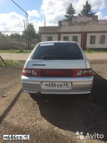 Фото автомобиля LADA 2112, 2004 — госномер М686ЕВ68. Цвет: СВЕТЛО-СЕРЕБРИСТЫЙ МЕТАЛЛ