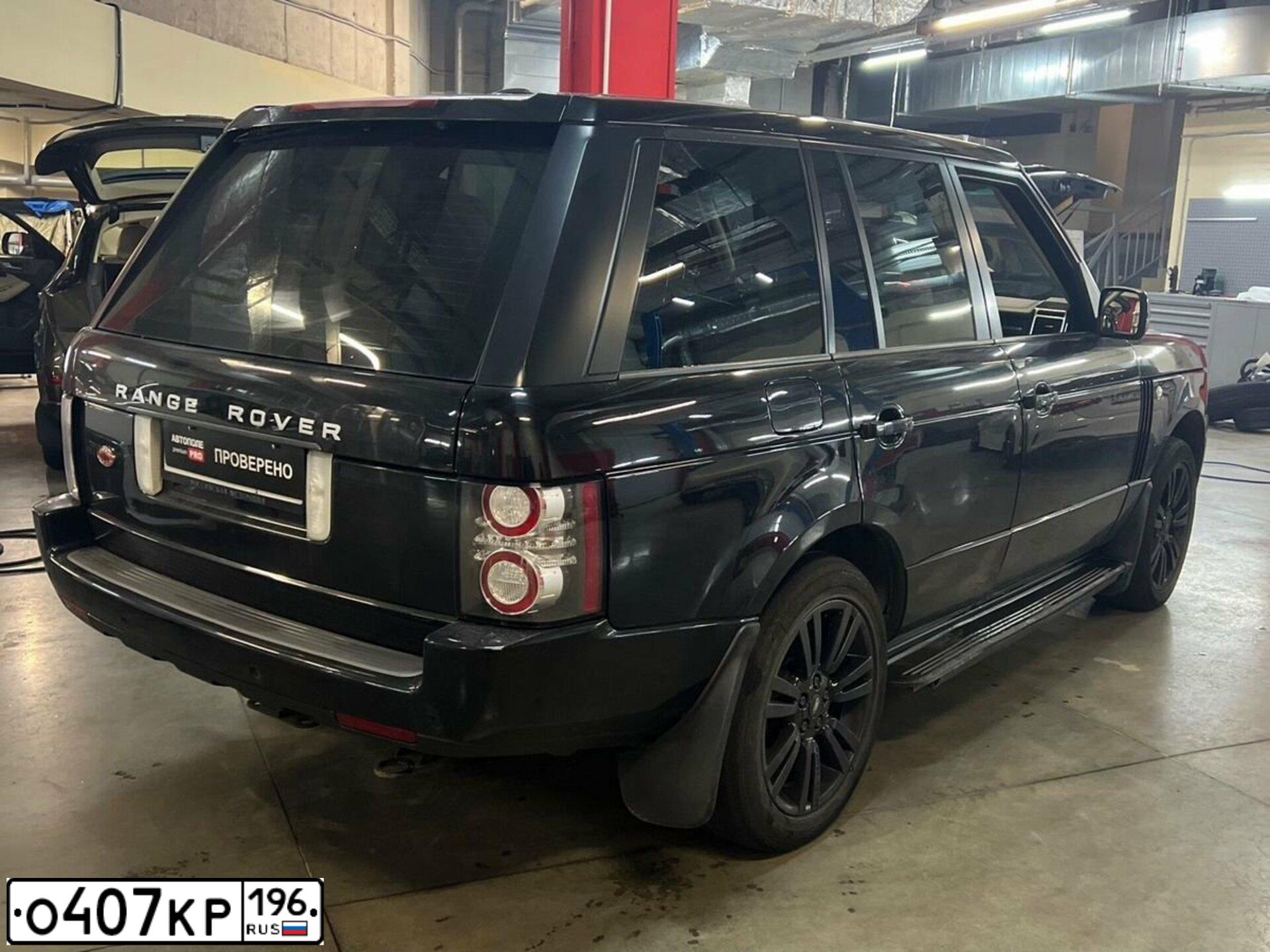Фото автомобиля LAND ROVER RANGE ROVER, 2009 — госномер К706ХТ147. Цвет: ЧЕРНЫЙ