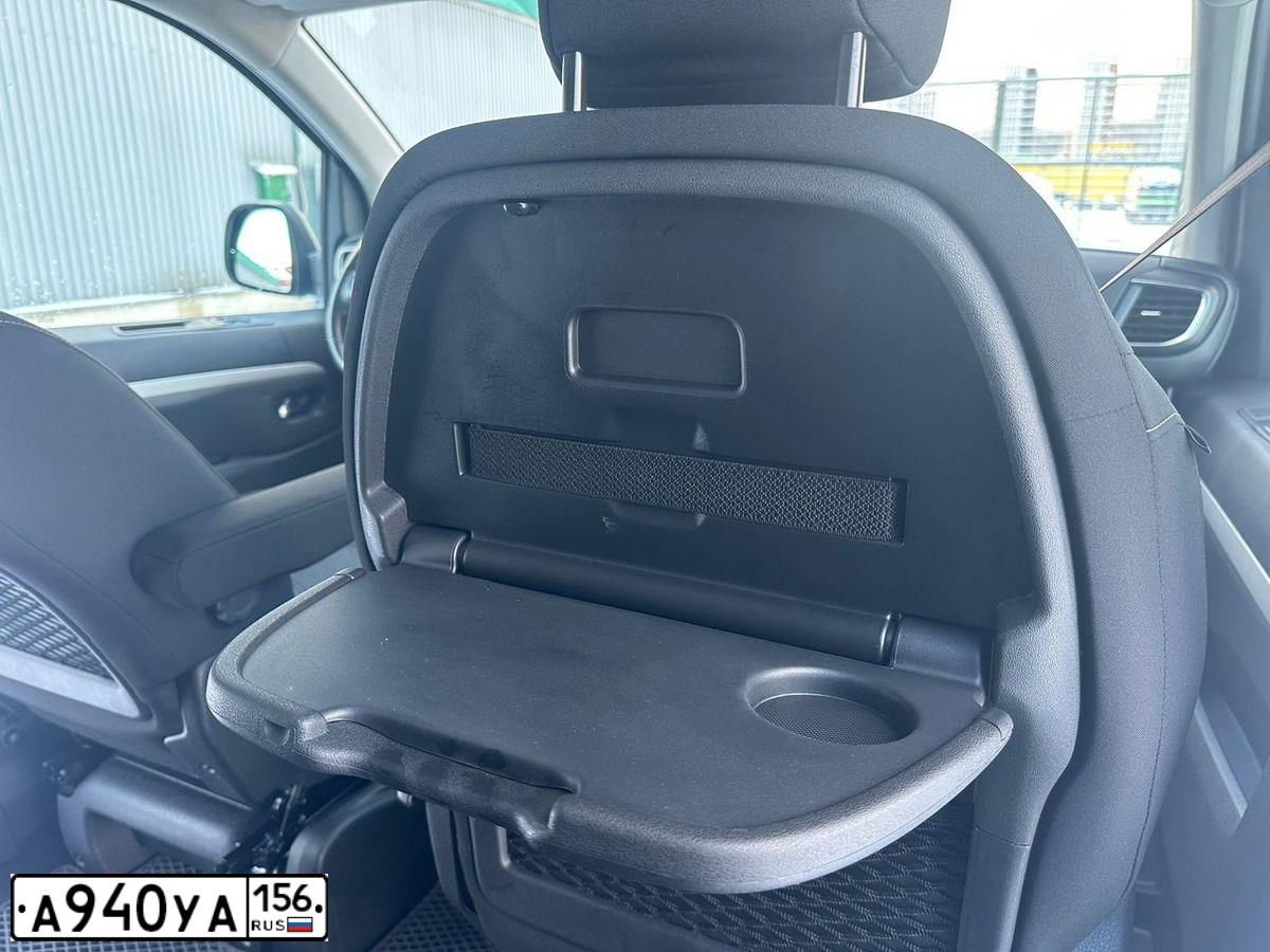 Фото автомобиля PEUGEOT TRAVELLER VЕАНХV N2А03Р, 2021 — госномер М431ОС35. Цвет: ЧЕРНЫЙ