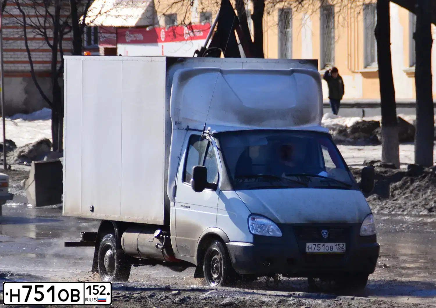 Фото автомобиля GAZ 2310 SOBOL, 2014 — госномер Н891РС126. Цвет: Белый
