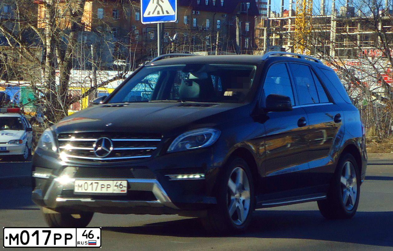 Фото автомобиля INFINITI QX70 /FX/, 2008 — госномер Н925РЕ46. Цвет: ЧЕРНЫЙ