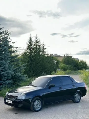 Фото автомобиля LADA 2170 PRIORA, 2010 — госномер М332ВТ702. Цвет: Сине-Черный