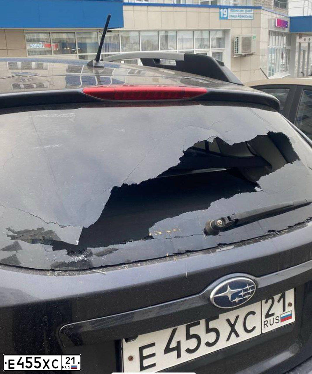 Фото автомобиля SUBARU IMPREZA, 2012 — госномер Е455ХС21. Цвет: ТЕМНО-СЕРЫЙ