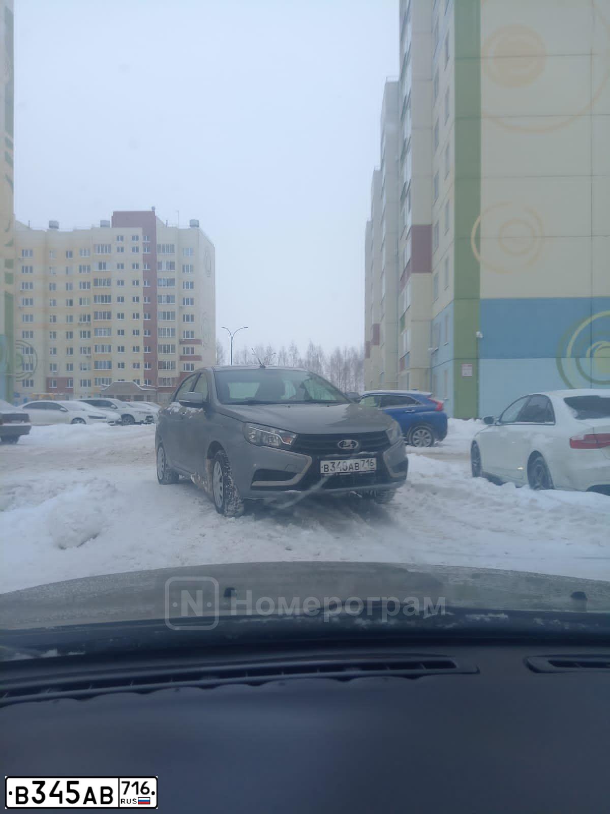 Фото автомобиля LADA 1119 KALINA, 2011 — госномер В345АВ716. Цвет: СЕРЕБРИСТЫЙ