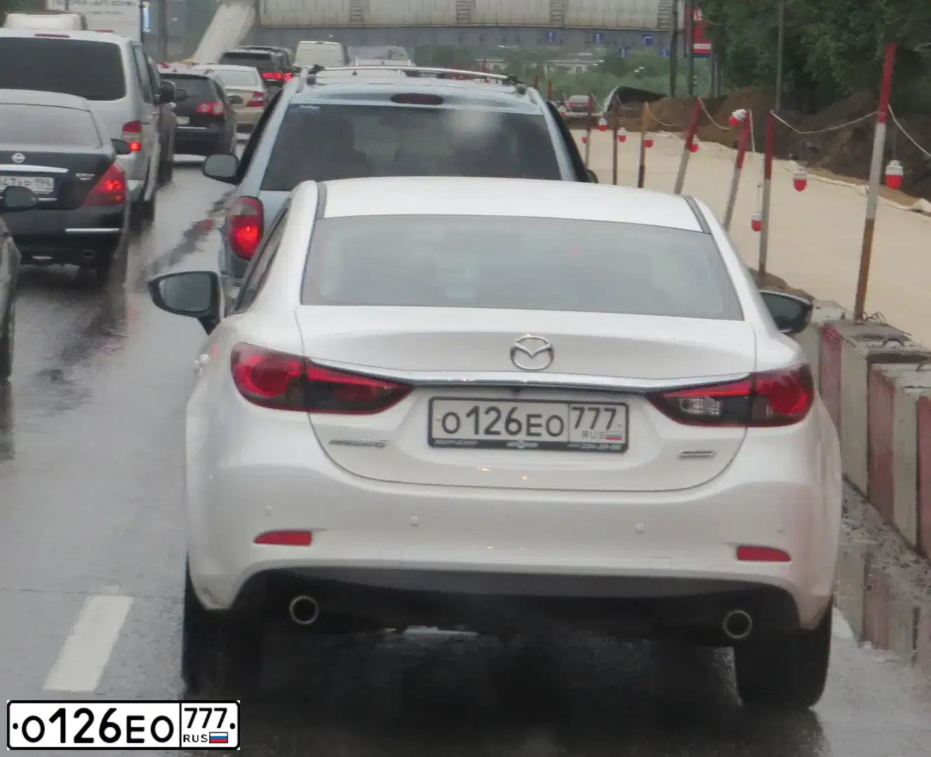 Фото автомобиля MAZDA 6, 2014 — госномер О126ЕО777. Цвет: БЕЛЫЙ