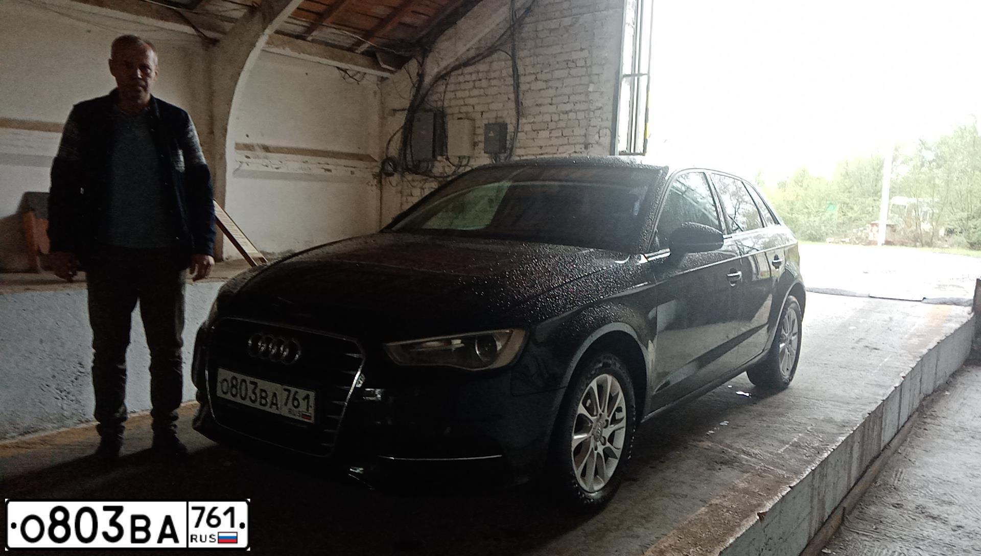 Фото автомобиля AUDI A3, 2013 — госномер А003РР134. Цвет: ЧЕРНЫЙ