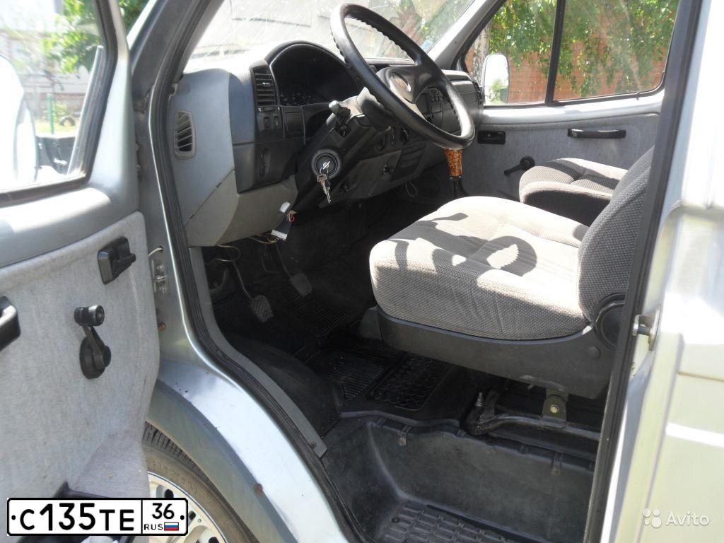 Фото автомобиля GAZ 2217 SOBOL, 2004 — госномер С157ЕК761. Цвет: БУРАН