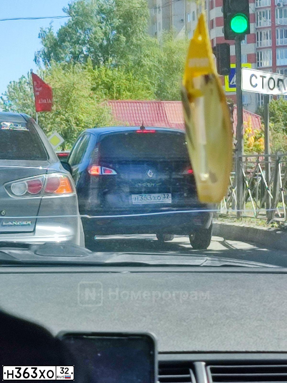 Фото автомобиля RENAULT MEGANE /GRAND/ SCENIC, 2009 — госномер Т154ВА790. Цвет: СЕРЫЙ