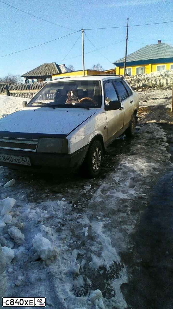 Фото автомобиля FORD S-MAX, 2008 — госномер С840ХЕ42. Цвет: КРАСНО-ОРАНЖЕВЫЙ