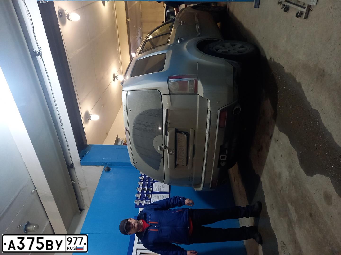 Фото автомобиля HONDA PILOT, 2010 — госномер В590РМ122. Цвет: Серый