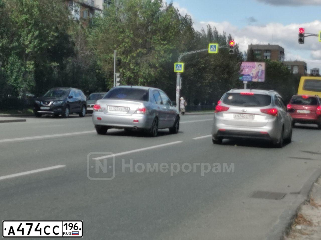 Фото автомобиля NISSAN X-TRAIL, 2013 — госномер А474СС196. Цвет: СЕРО-СИРЕНЕВЫЙ