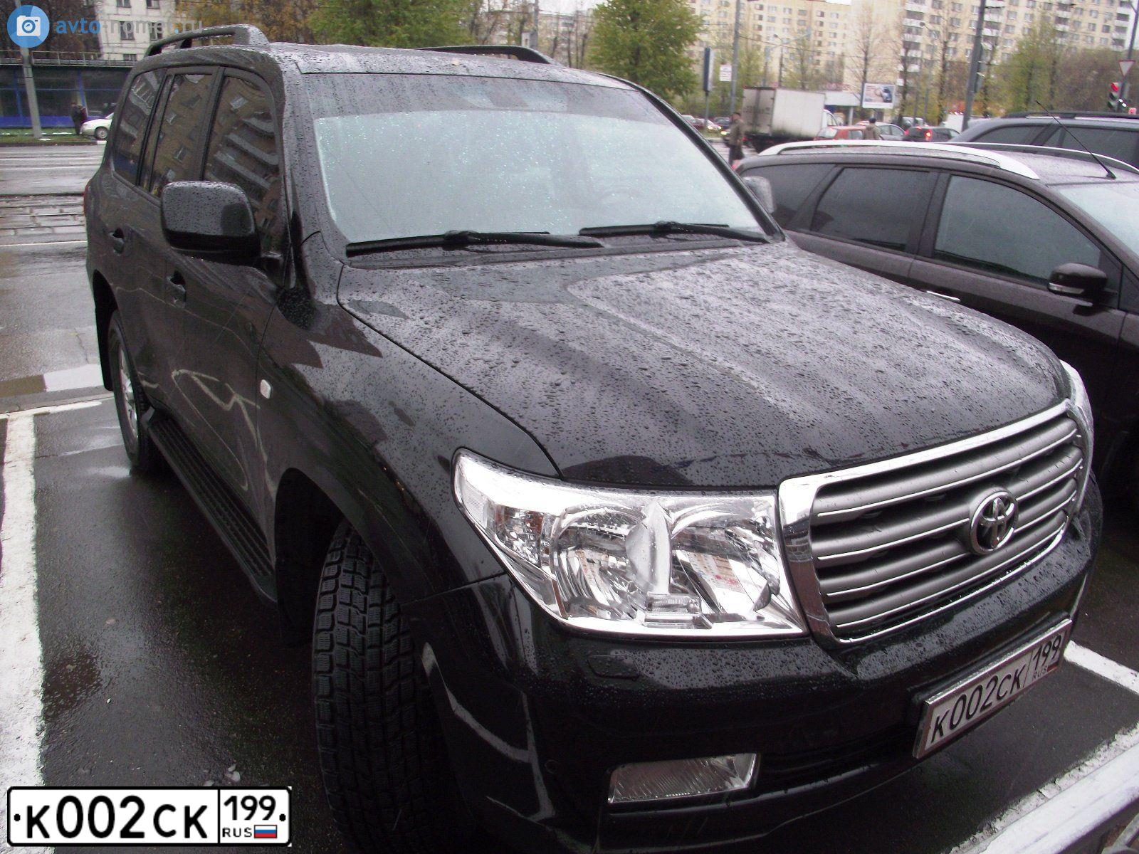 Фото автомобиля HYUNDAI IX35, 2014 — госномер К002СК199. Цвет: Белый