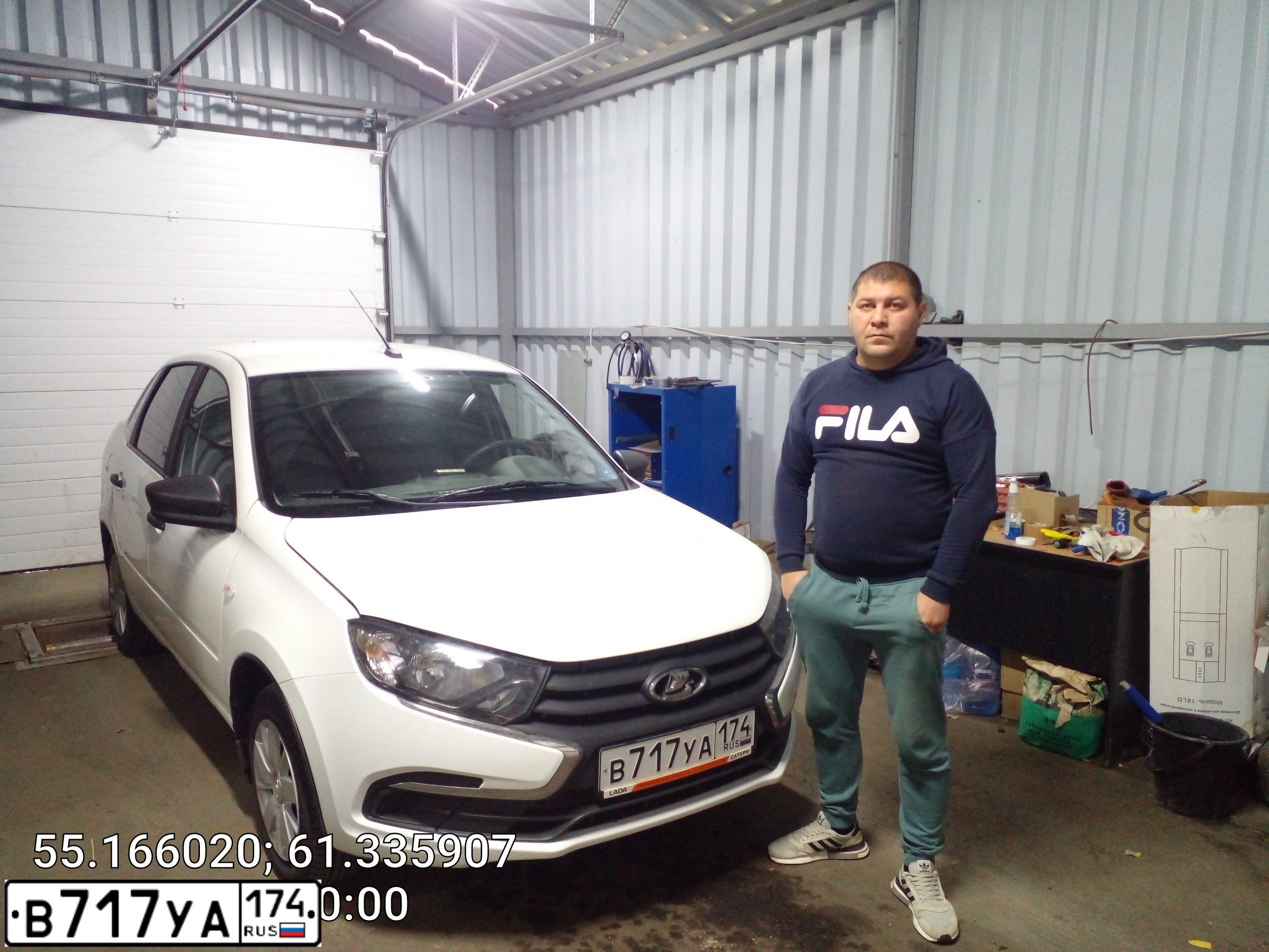 Фото автомобиля LADA 2190 GRANTA, 2018 — госномер А039ВК172. Цвет: Белый