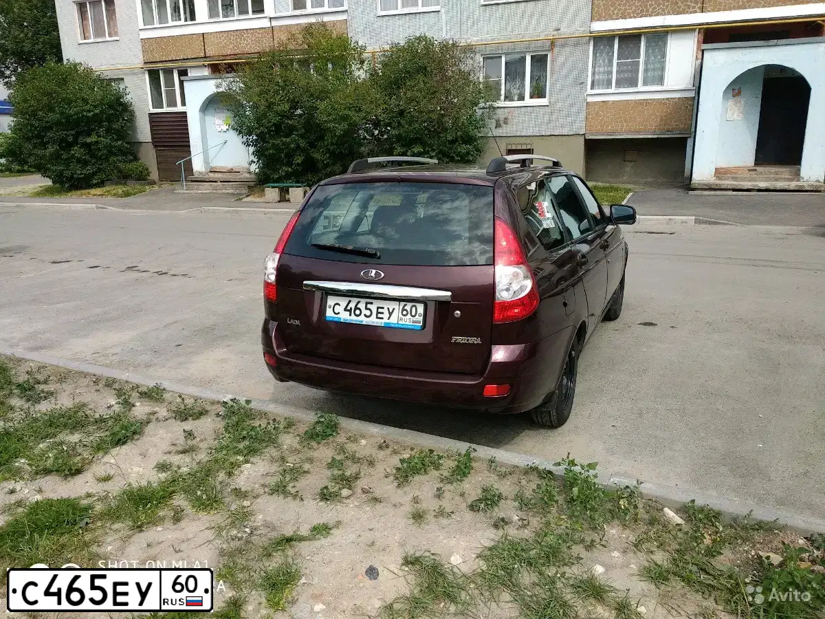 Фото автомобиля LADA 2171 PRIORA, 2011 — госномер С465ЕУ60. Цвет: ТЕМНО-ВИШНЕВЫЙ