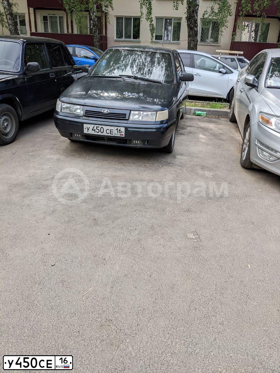 Фото автомобиля LADA 2110 LADA, 2005 — госномер У450СЕ16. Цвет: ГРАФИТОВЫЙ МЕТАЛЛИК