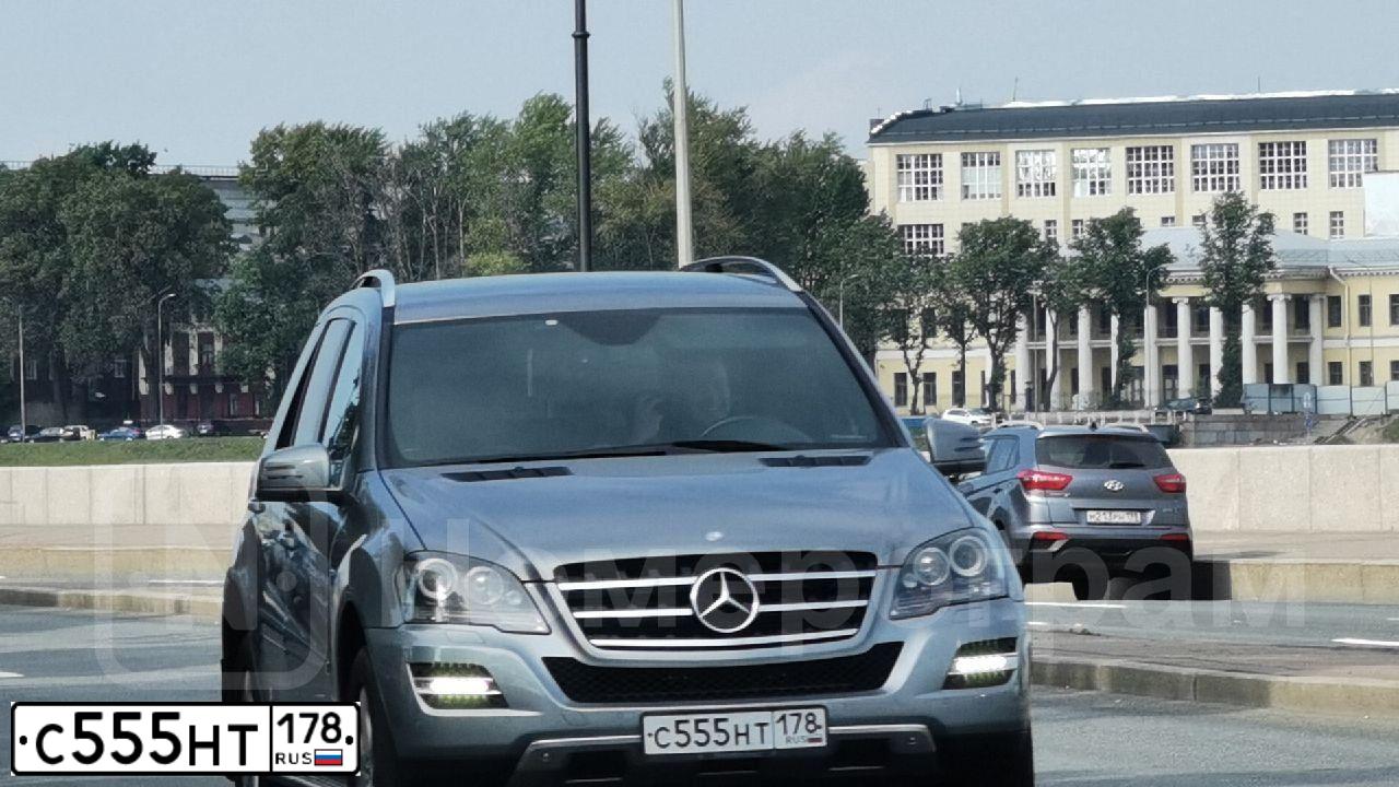 Фото автомобиля LADA 1118 KALINA, 2007 — госномер С555НТ178. Цвет: Серо-Синий