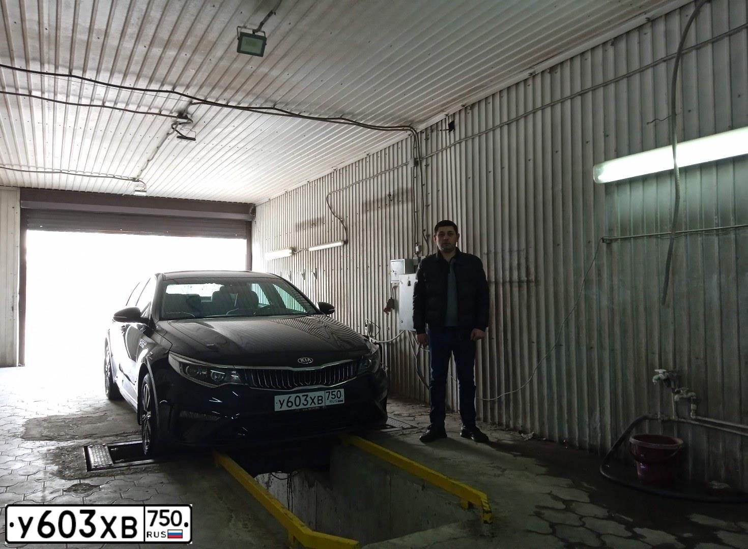 Фото автомобиля KIA MAGENTIS / OPTIMA, 2019 — госномер В184УЕ193. Цвет: синий