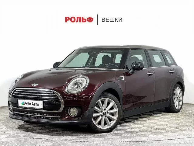 Фото автомобиля MINI COOPER, 2016 — госномер Х455ЕЕ977. Цвет: БОРДОВЫЙ