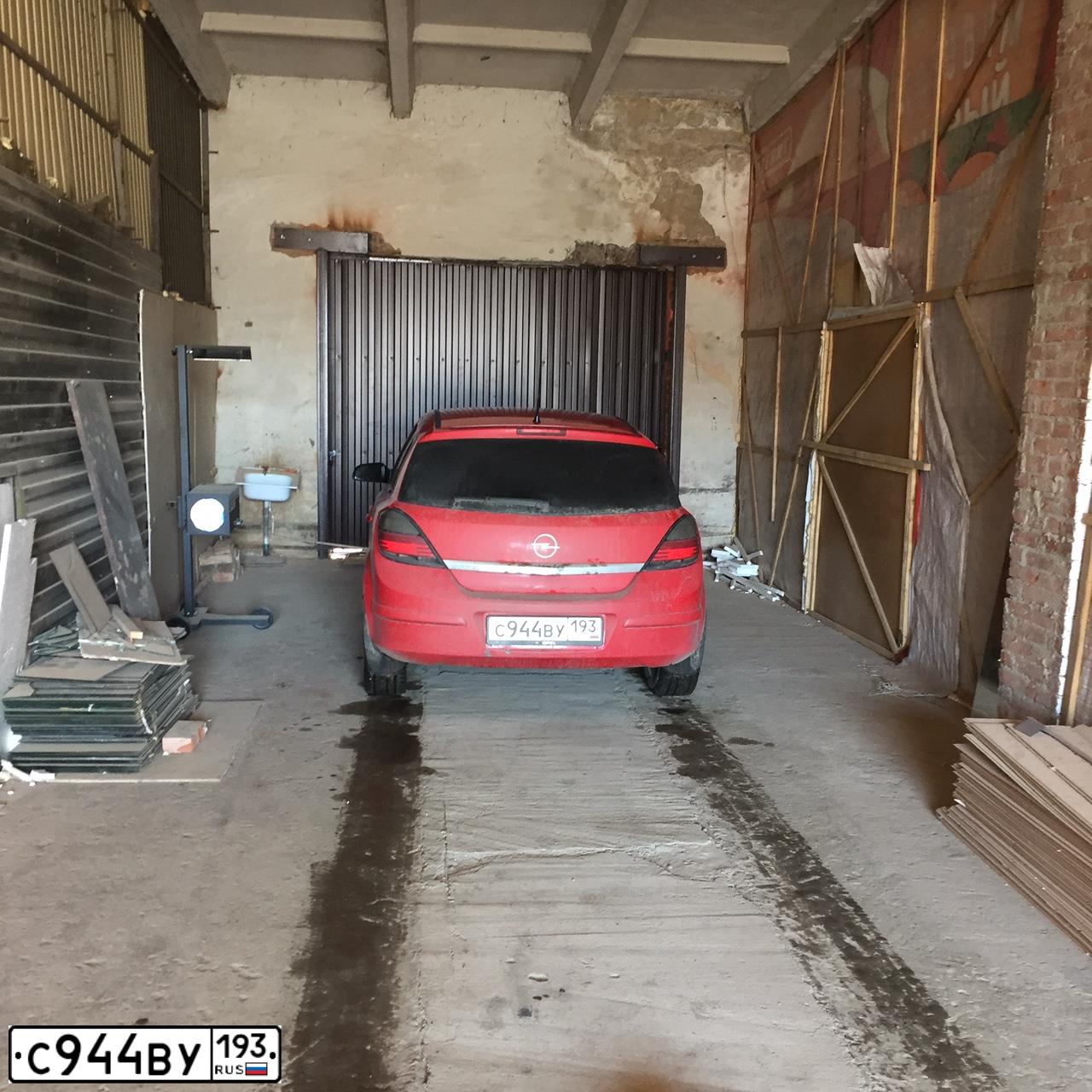 Фото автомобиля OPEL ASTRA, 2007 — госномер С944ВУ193. Цвет: КРАСНЫЙ