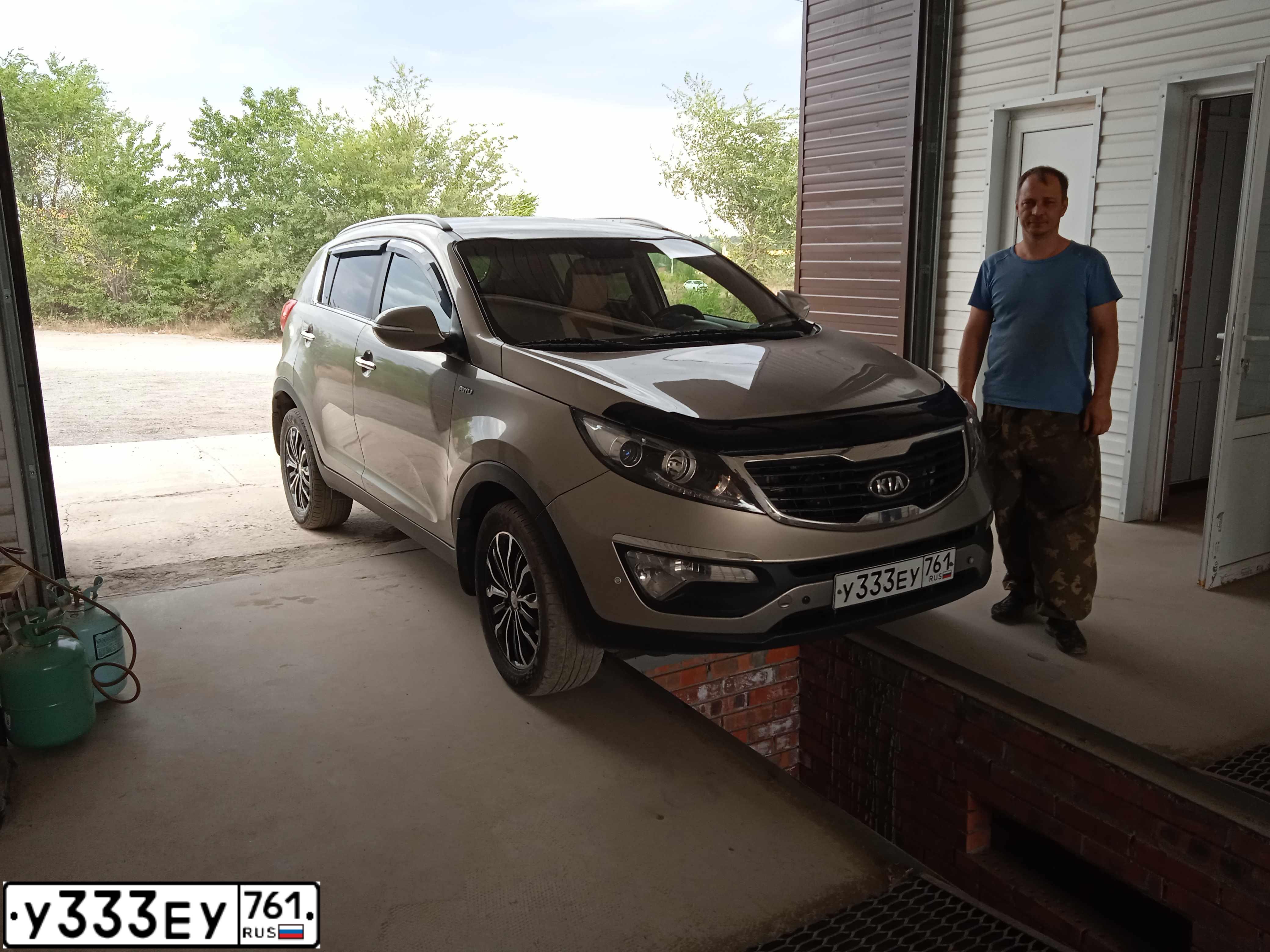 Фото автомобиля KIA SPORTAGE, 2010 — госномер С293НС761