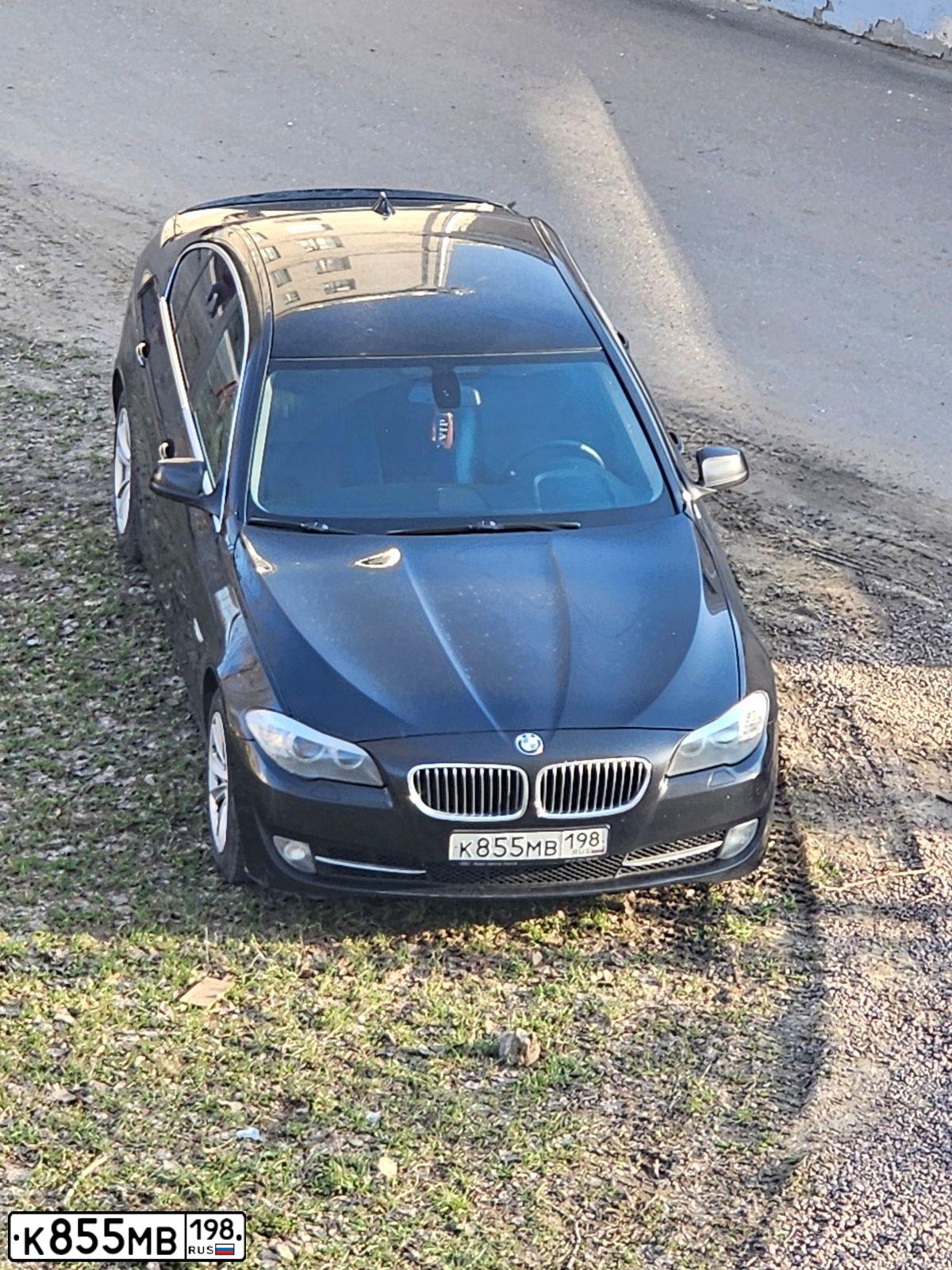 Фото автомобиля BMW SERIE 5, 2012 — госномер К855МВ198. Цвет: ЧЕРНЫЙ