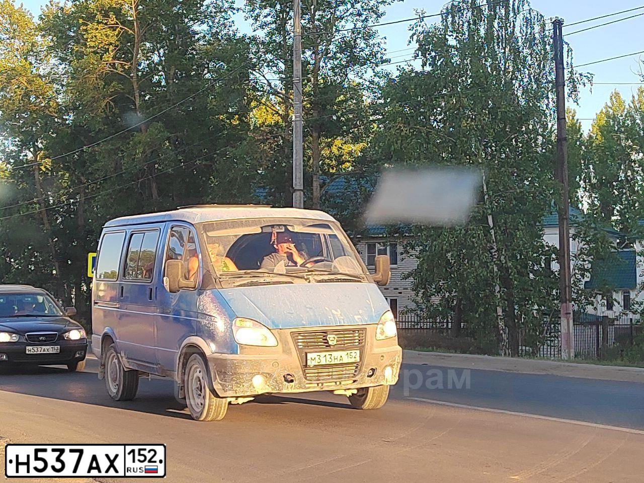 Фото автомобиля HYUNDAI ELANTRA, 2003 — госномер Н537АХ152. Цвет: ЧЕРНЫЙ
