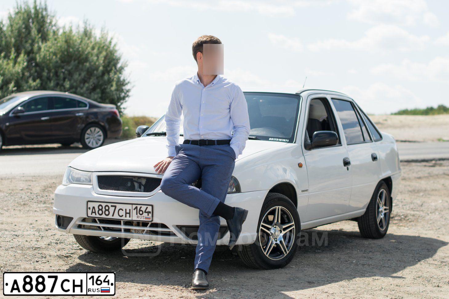 Фото автомобиля DAEWOO NEXIA, 2010 — госномер Т007КН64. Цвет: Белый