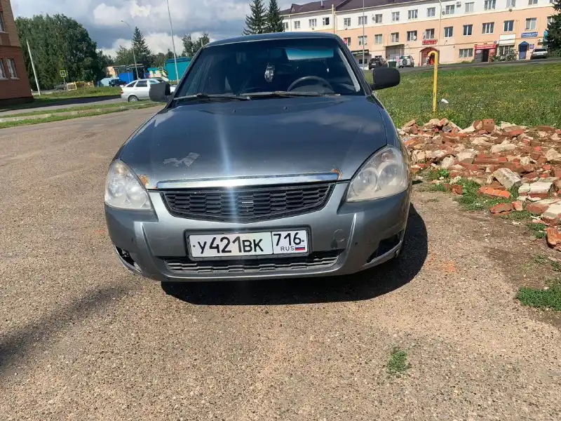 Фото автомобиля LADA 2170 PRIORA, 2010 — госномер У421ВК716. Цвет: СРЕДНИЙ СЕРО-ЗЕЛЕНЫЙ МЕТ.