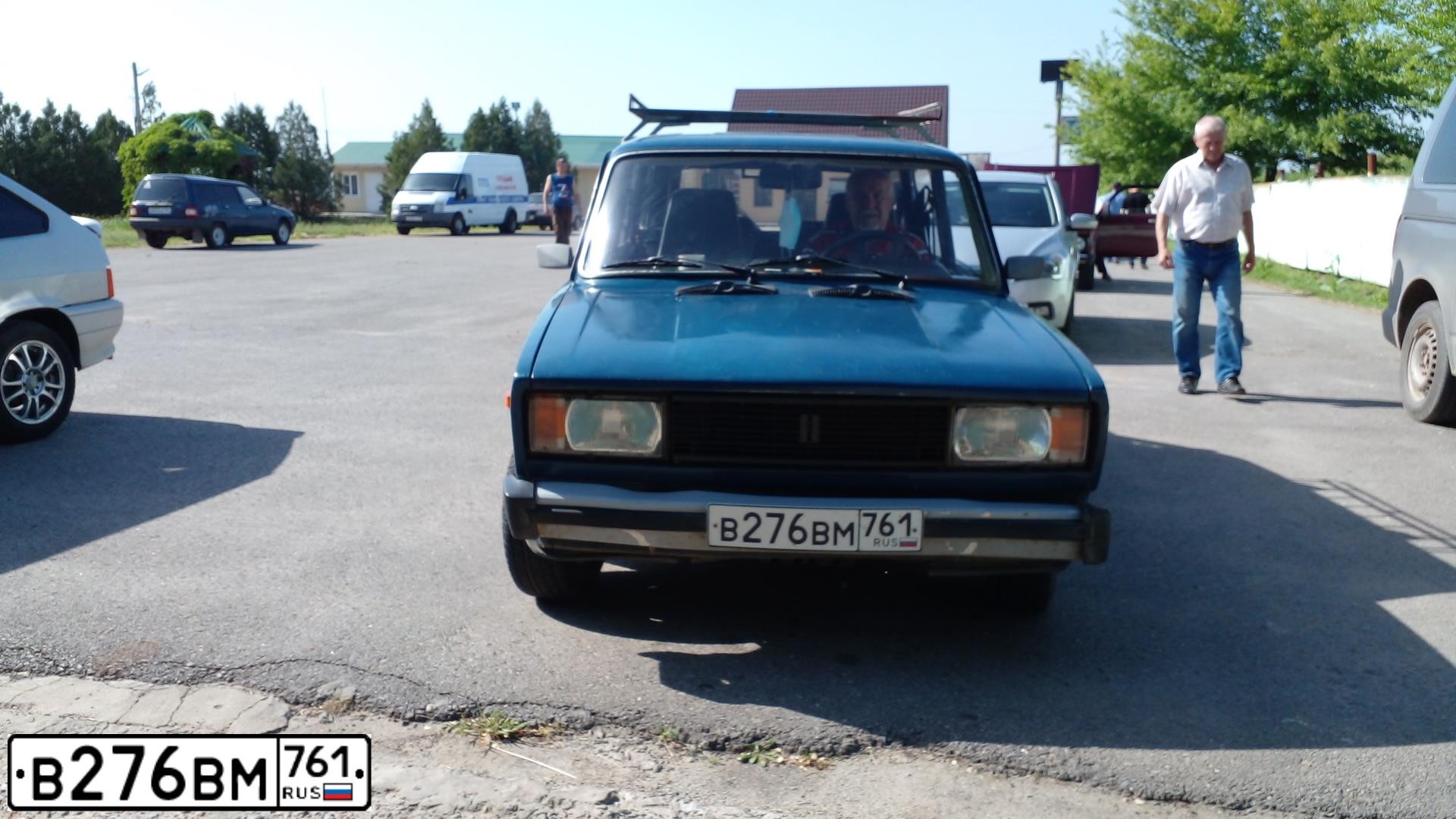 Фото автомобиля LADA 2104, 2002 — госномер В276ВМ761. Цвет: сине-зеленый