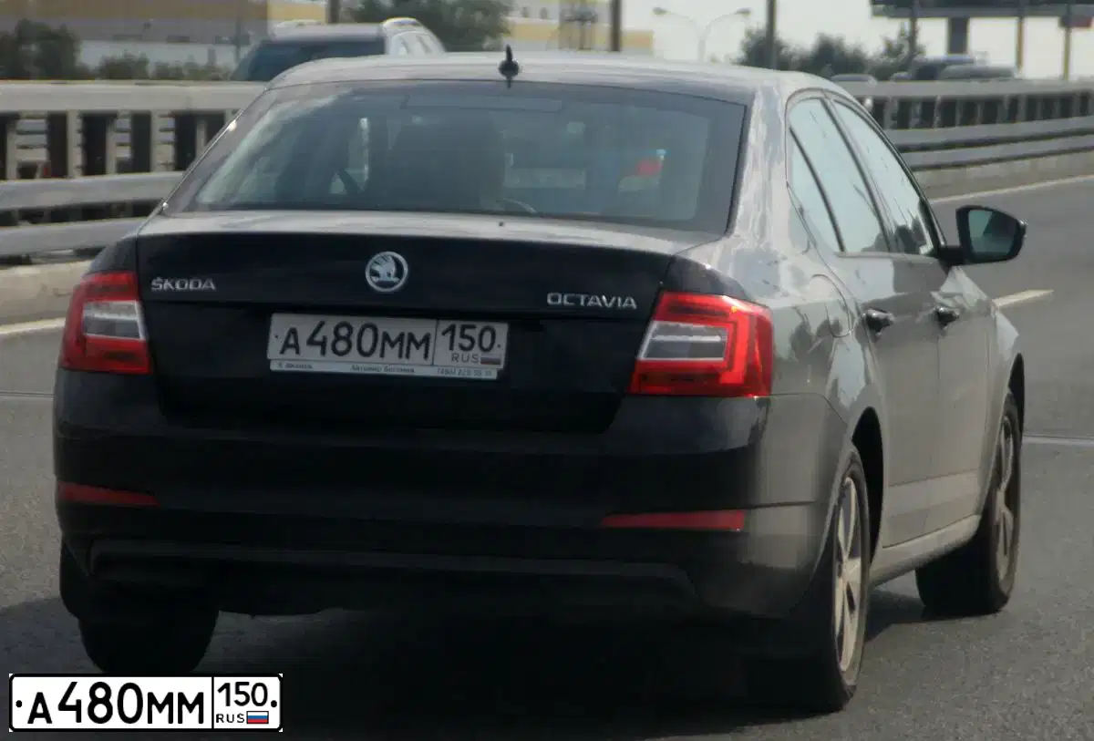 Фото автомобиля SKODA OCTAVIA, 2016 — госномер А480ММ150. Цвет: ЧЕРНЫЙ