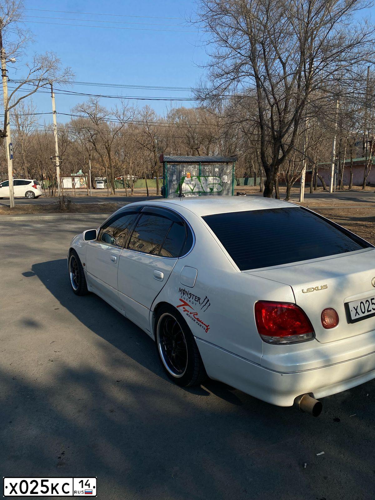 Фото автомобиля ЛЕКСУС БЕЗ МОДЕЛИ, 1998 — госномер Е262УХ125. Цвет: Белый