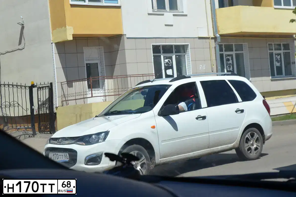 Фото автомобиля LADA 2194 KALINA, 2014 — госномер Н170ТТ68. Цвет: Белый