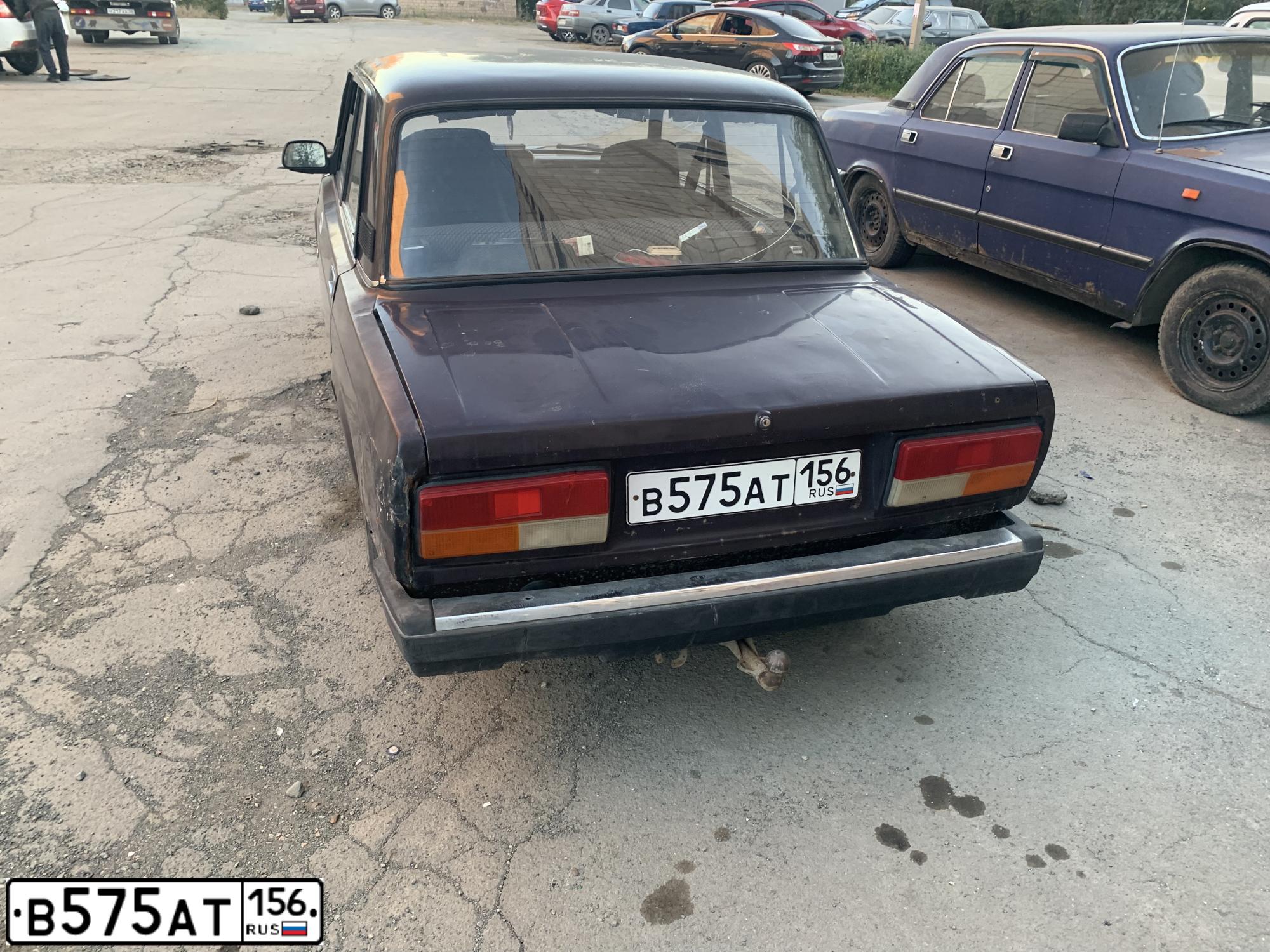 Фото автомобиля LADA 2107, 2008 — госномер В575АТ156. Цвет: ТЕМНО-КОРИЧНЕВЫЙ