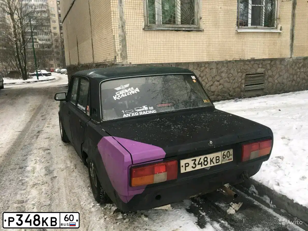 Фото автомобиля LADA 2105, 2007 — госномер Р348КВ60. Цвет: ТЕМНО-ЗЕЛЕНЫЙ