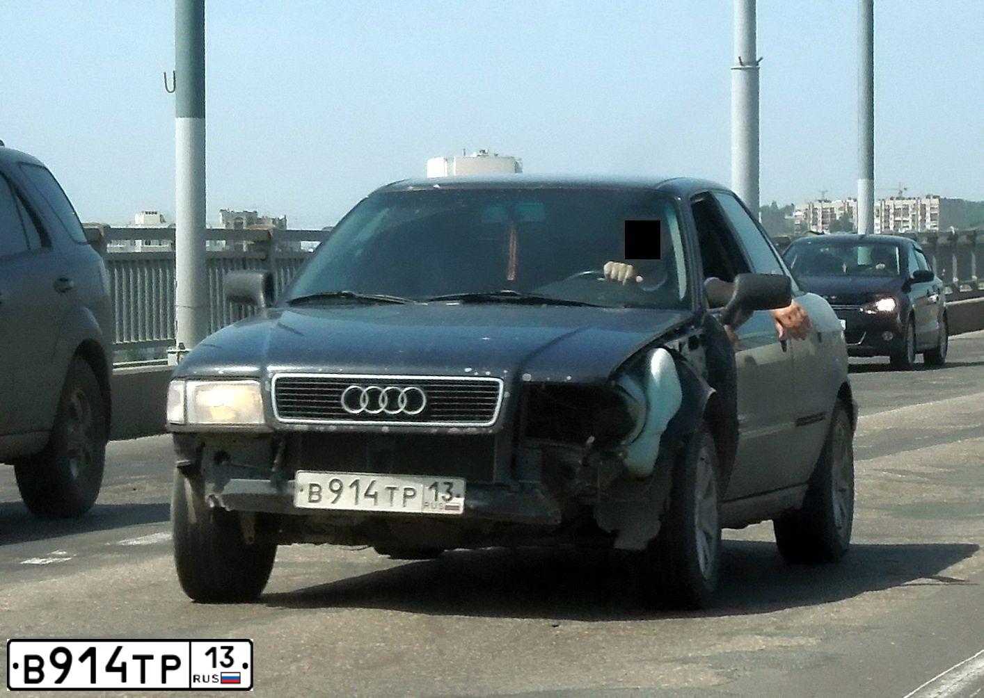 Фото автомобиля AUDI 80, 1994 — госномер В901УУ77. Цвет: СИНИЙ