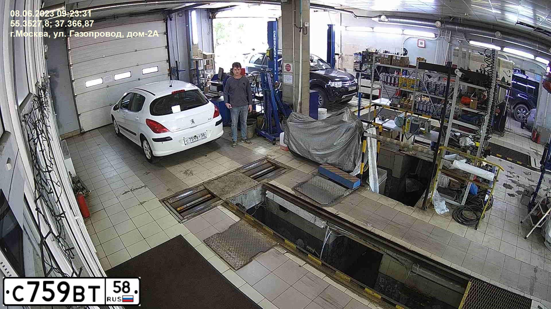 Фото автомобиля PEUGEOT 308, 2011 — госномер С759ВТ58. Цвет: Белый