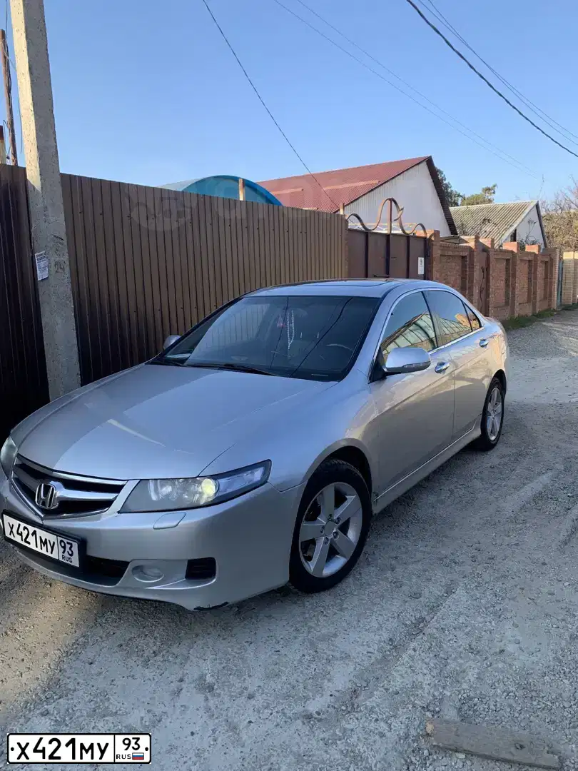 Фото автомобиля HONDA ACCORD, 2007 — госномер Х421МУ93. Цвет: СЕРЕБРИСТЫЙ