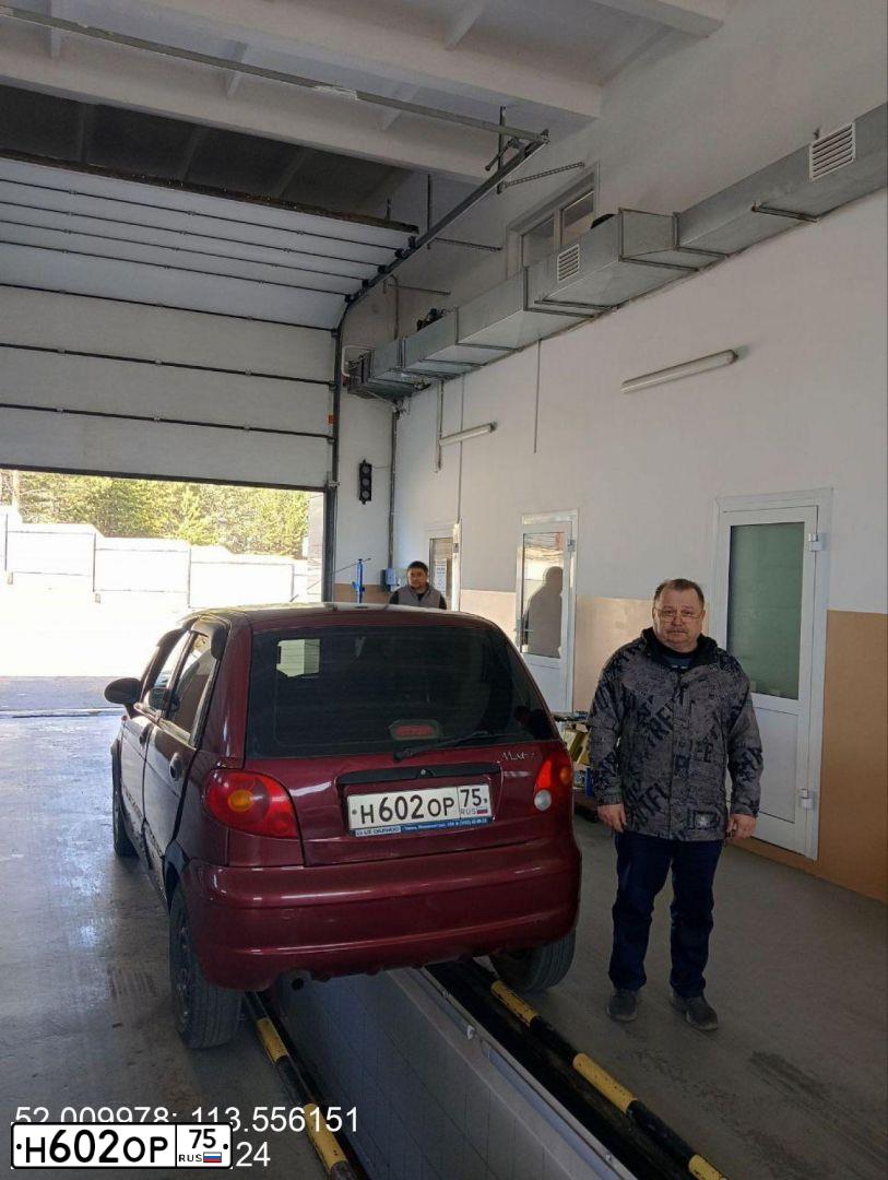 Фото автомобиля DAEWOO MATIZ, 2006 — госномер Н602ОР75. Цвет: Красный
