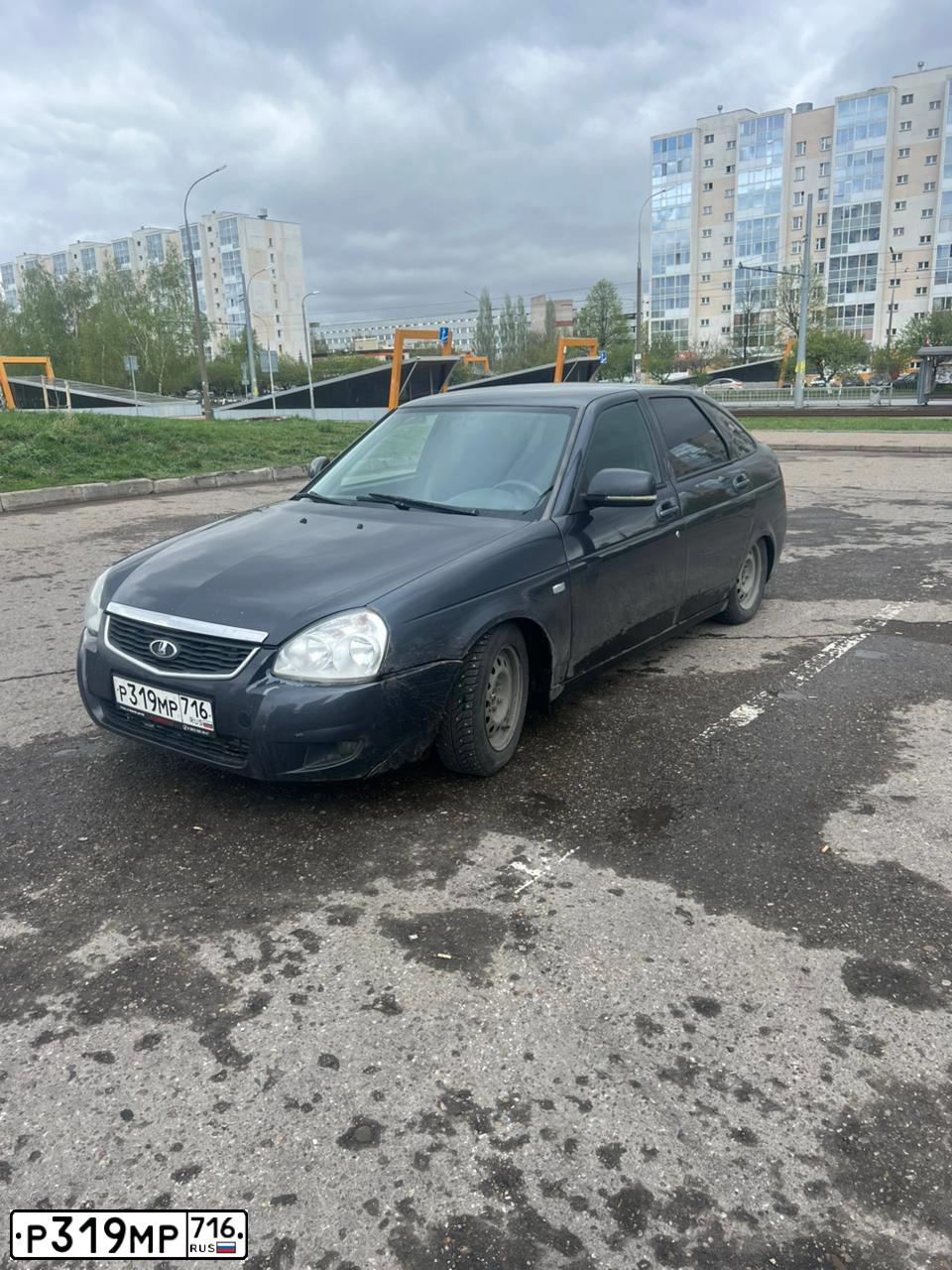 Фото автомобиля LADA 2172 PRIORA, 2008 — госномер Р319МР716. Цвет: СЕРЫЙ